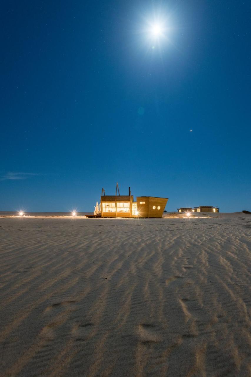 Shipwreck Lodge Mowebaai 외부 사진